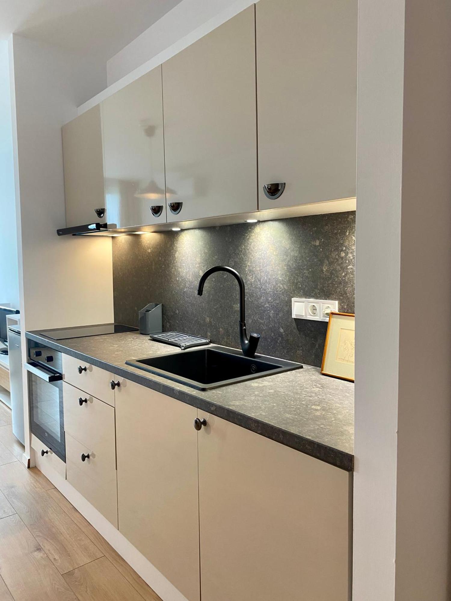 Mycampus Unwe Studentski Mountain Views Modern Kitchen Equipment * Sofia
