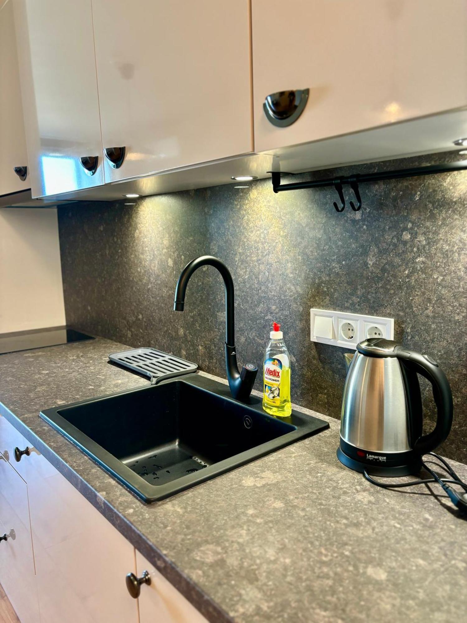 Appartamento Mycampus Unwe Studentski Mountain Views Modern Kitchen Equipment *